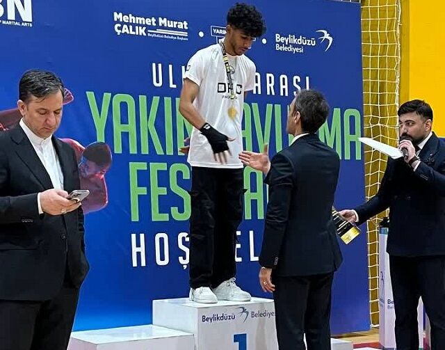 طلای مسابقات کیک بوکسینگ و هنرهای رزمی قهرمانی جهان به کونگ‌فو کار جغینی رسید