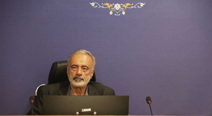 انتشار مثنوی مناجات در آستانه رمضان