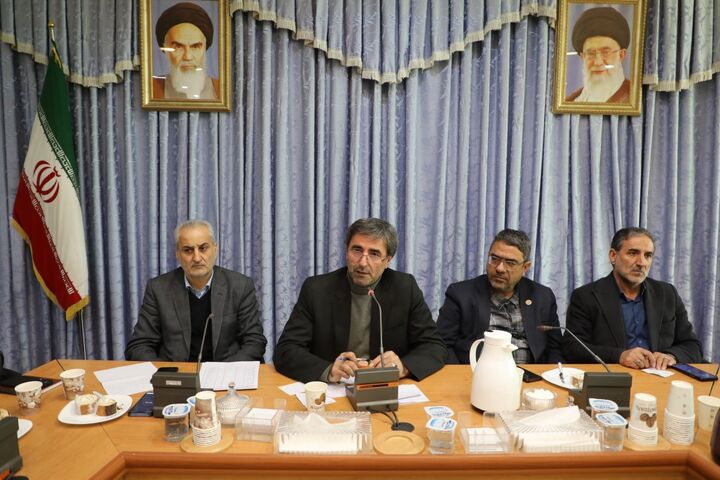 مطالبه‌گری احزاب زمینه‌های رفع موانع و توسعه استان را فراهم می‌کند