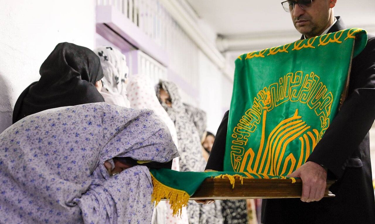 از آزادی زندانیان و حمایت از محرومین تا تهیه جهیزیه نومزدوجین و تشرف سالانه ۲۰ هزار زیارت اولی به بارگاه رضوی