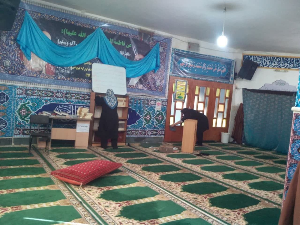 کانونهای مساجد نقش مهمی در ترویج و اجرای سنت غبار روبی مساجد دارند