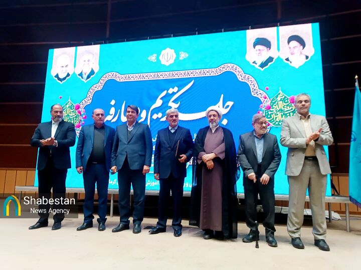 معارفه مدیرکل جدید آموزش و پرورش استان کرمان انجام شد