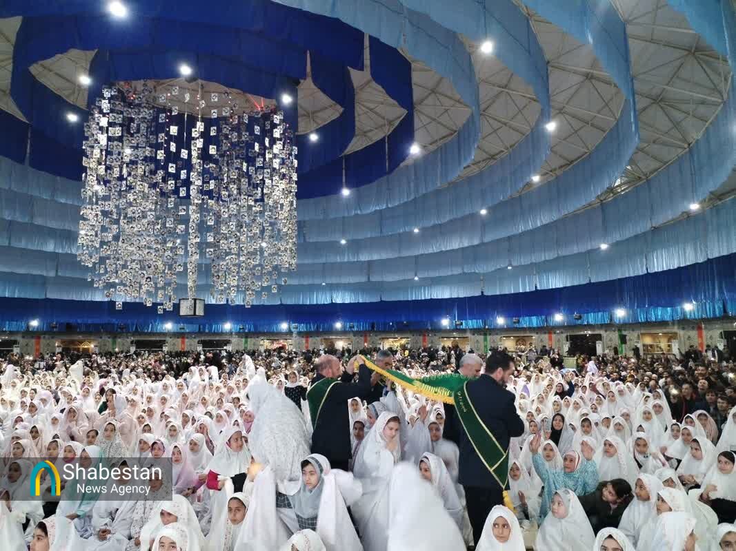 هزار دانش آموز نجفآبادی سن تکلیف خود را جشن گرفتند