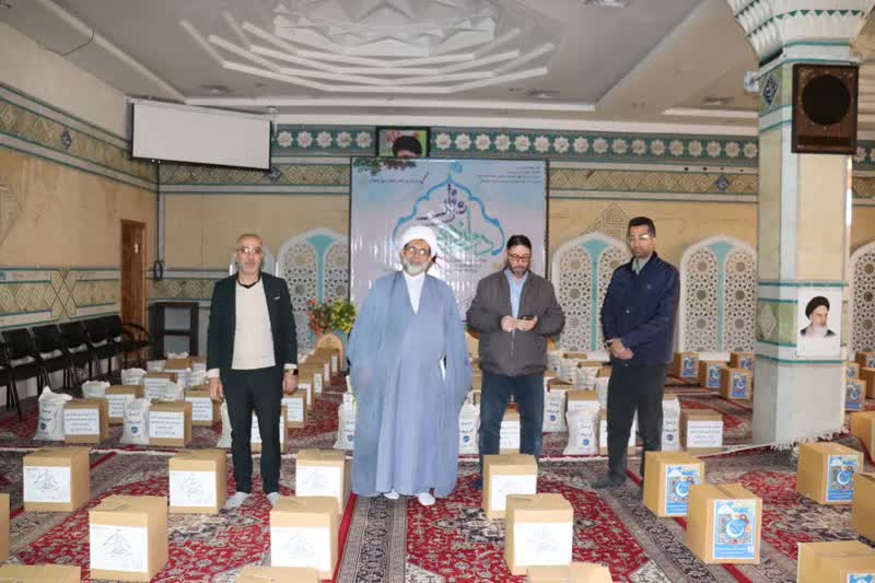 ۳۷۲۲ بسته معیشتی و اقلام ضروری نیازمندان توزیع شد