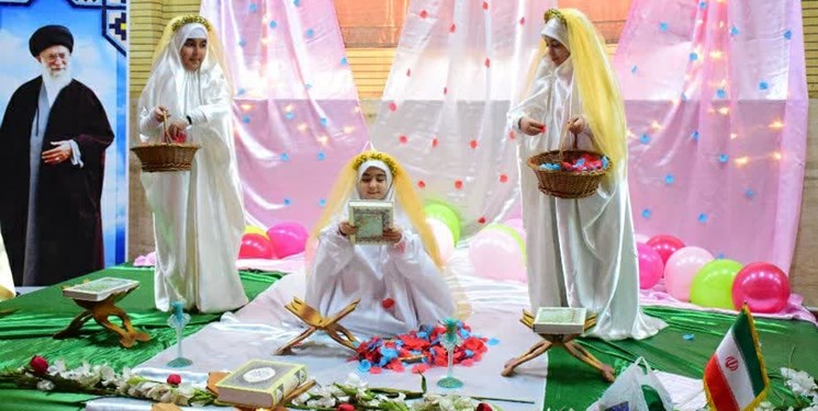 برگزاری بیش از ۷۰۰ عنوان در کانون‌های مساجد/ اجرای نخستین قرار رمضانی رویداد «ماه من» در آذربایجان‌غربی