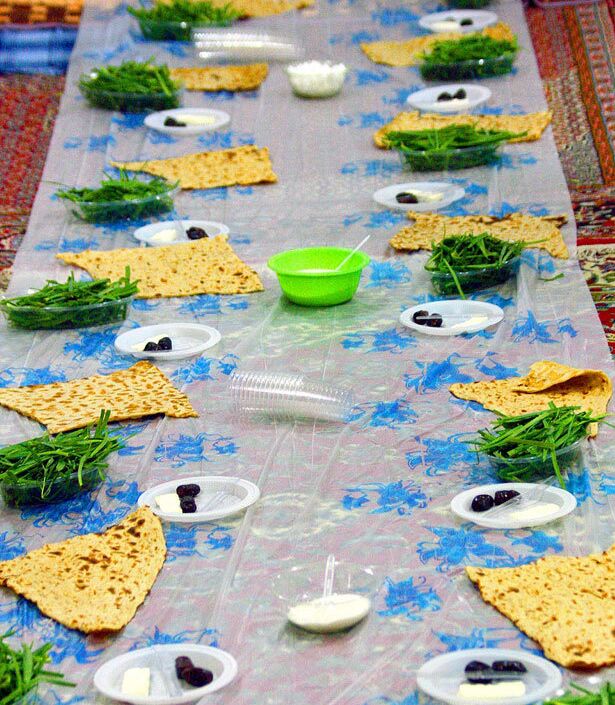 افطاریهای بیریا، دلهای پر از نور؛ لحظات شیرین رمضان در مسجد