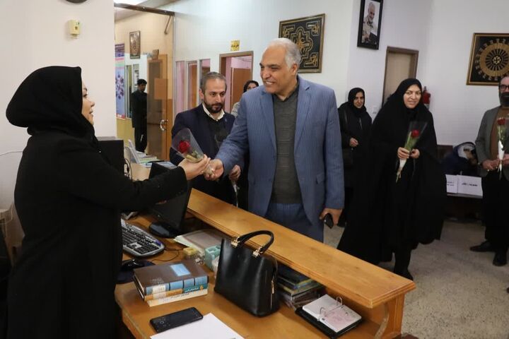 طرح کتابخانه گردی از کتابخانه های عمومی استان اردبیل آغاز شد