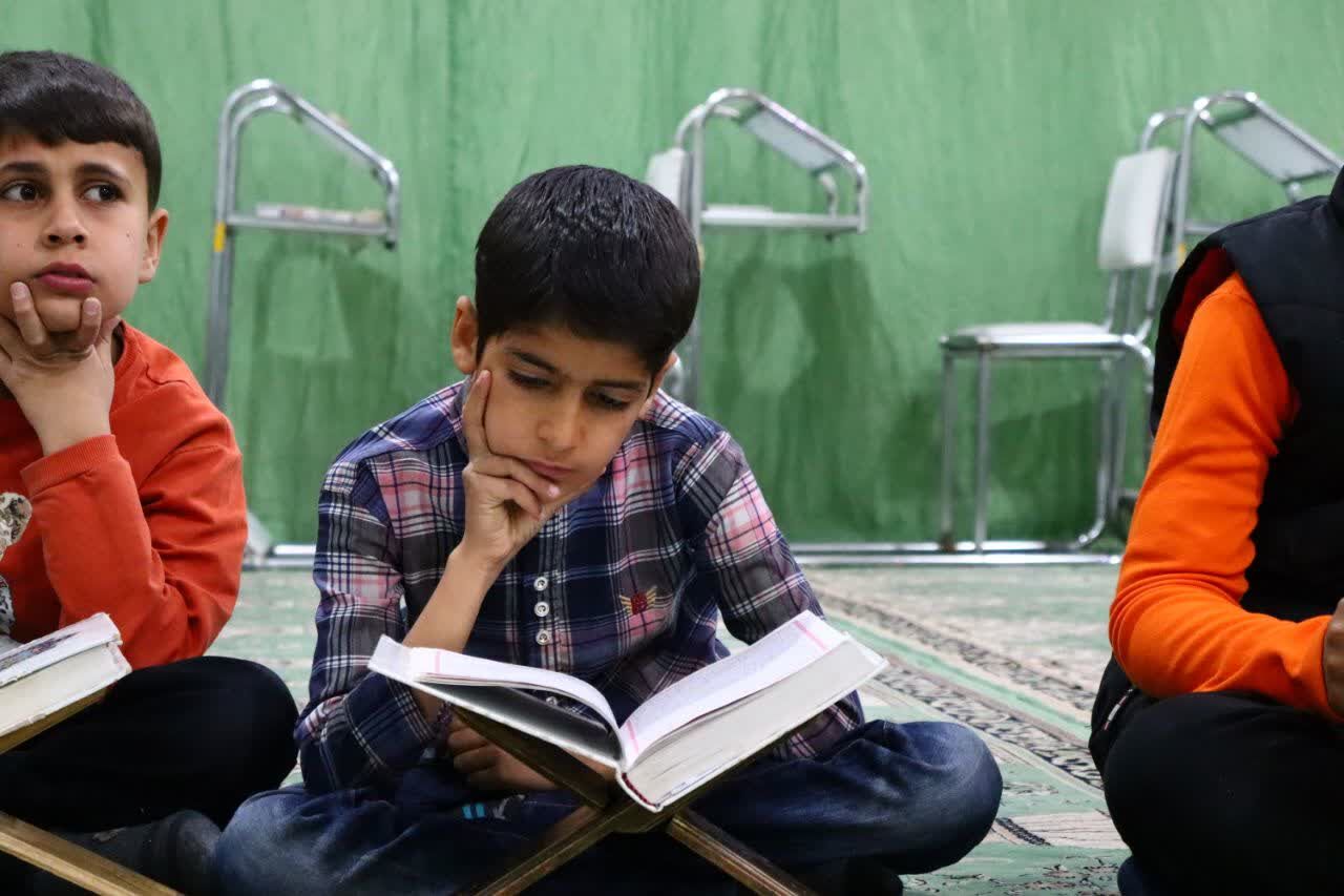 رمضان پر برکت با برنامه های جذاب قرآنی در کانون شهید مطهری بیرجند