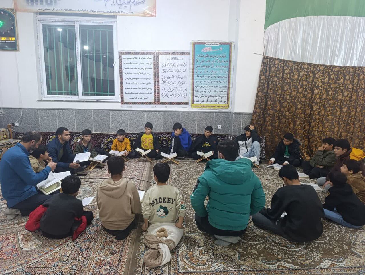 مشارکت بچه مسجدی های کانون انصارالمهدی نکا در برنامه های قرآنی رمضان