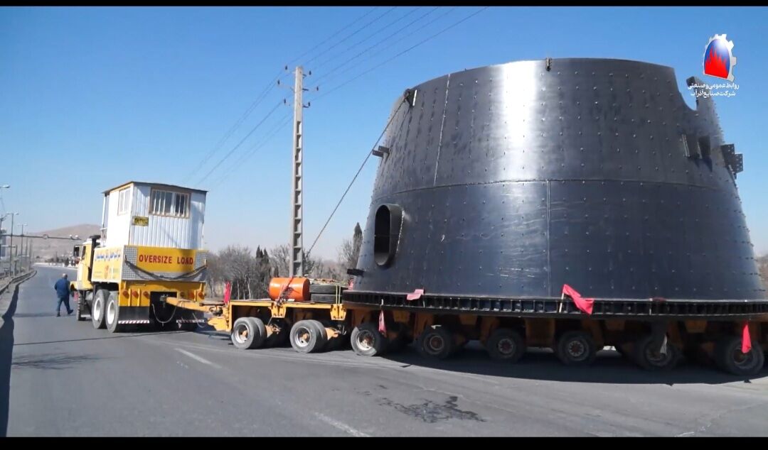 ارسال پایه برج ۶۲ تنی به پتروپالایش مهرخلیج فارس توسط شرکت صنایع آذرآب