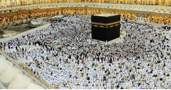 کاروانهای اشتیاق در مسیر وحی؛ روایت یک سال اعزام زائران کردستان به عمره