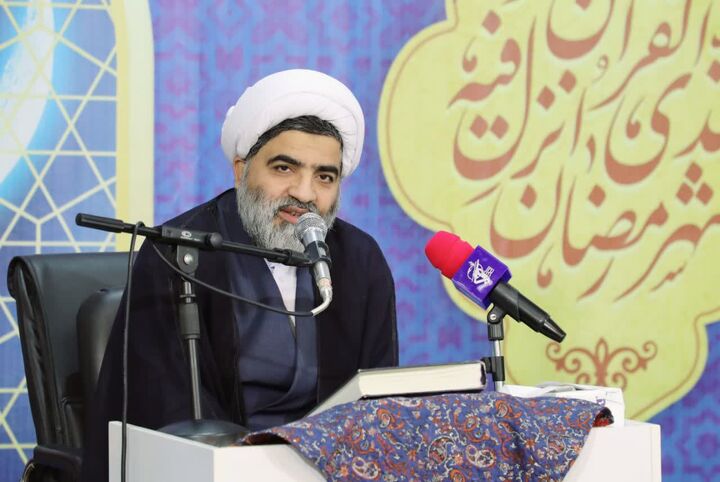 محفل انس با قرآن با حضور نیروهای مسلح خراسان شمالی برگزار شد