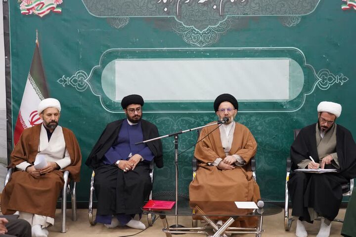 فعالیت‌های فرهنگی در مساجد تقویت شود