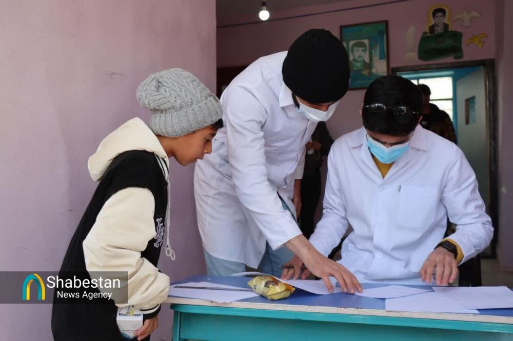 سلامت در دل روستا؛ روایت همدلی ۷۰ دانشجوی جهرمی در سیمکان