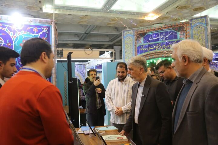 حال و هوای بخش مسجد، پایگاه قرآن در سومین روز نمایشگاه