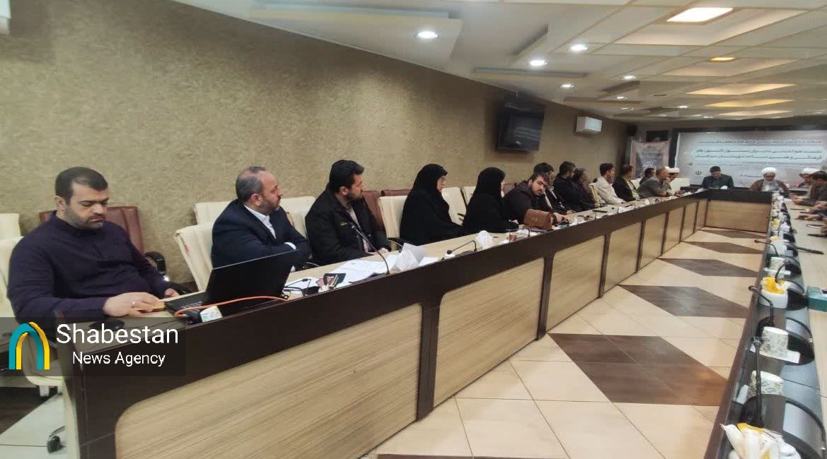 در اولین نشست مدیران کانون‌های مساجد سیرجان با امام جمعه چه گذشت؟