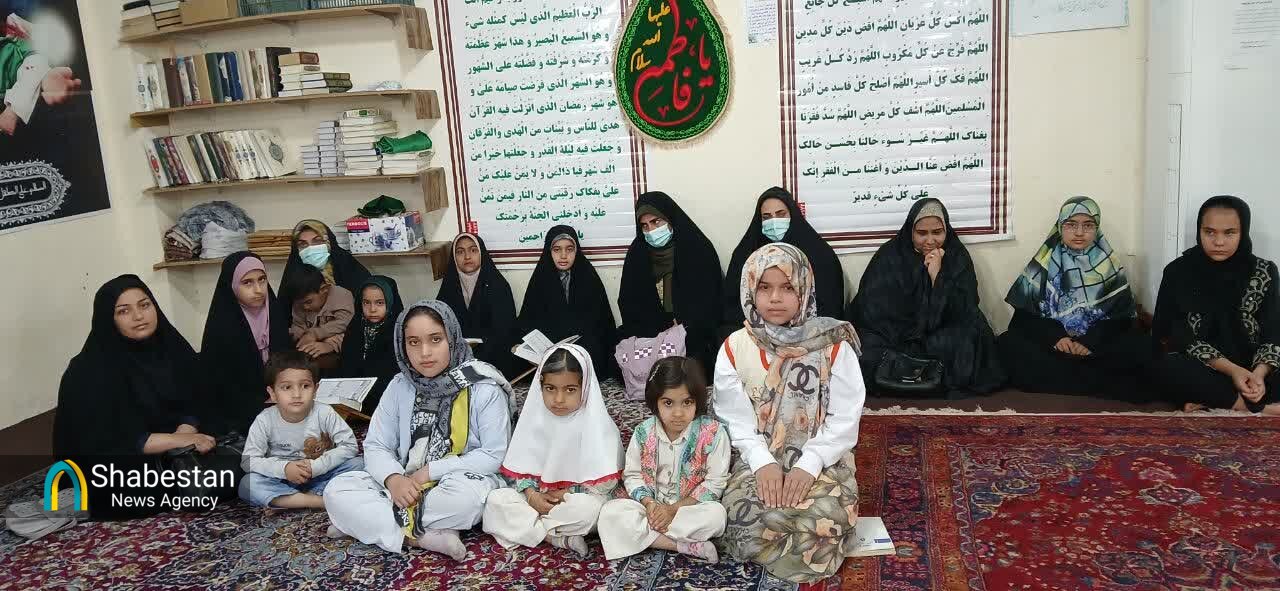 تشکیل حلقه های کتابخوانی راهی برای ترغیب کودکان و نوجوانان به مطالعه است