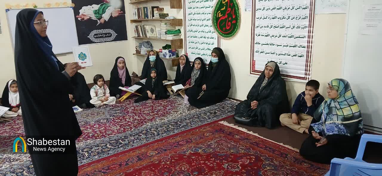 تشکیل حلقه های کتابخوانی راهی برای ترغیب کودکان و نوجوانان به مطالعه است