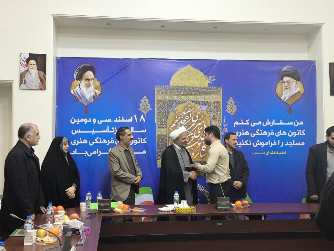 ملانوری: امروز مشخصاً باید در حوزه دینداری نوجوانان کار کنیم/ اربابسلیمانی: هیچ مجموعهای انسجام کانونهای فرهنگی هنری مساجد را ندارد