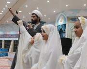 جشن عبادت دانش آموزان مدرسه عدالت در نمایشگاه قرآن