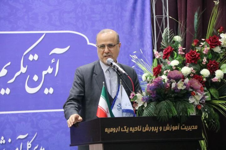 حمایت از معلم و ارتقای جایگاه همکاران رمز موفقیت در آموزش و پرورش است