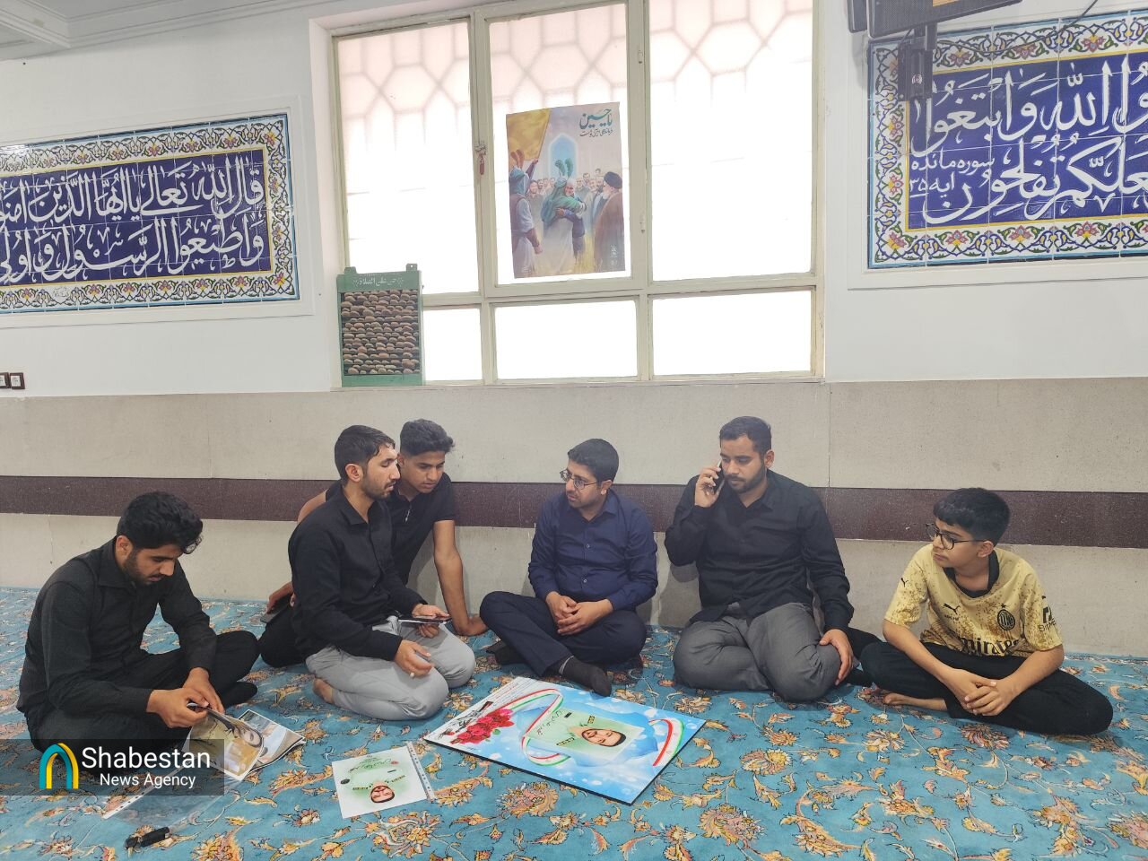 دیدار آخر با لباس شهادت / وداع جانسوز با شهید مدافع امنیت در مسجد امام علی جیرفت