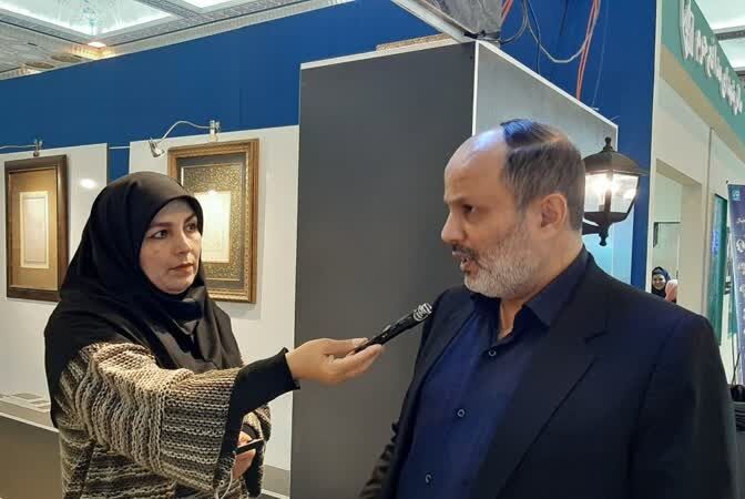 نمایش آثار هنرمندان جشنواره امام رضا(ع) در نمایشگاه بین المللی قرآن