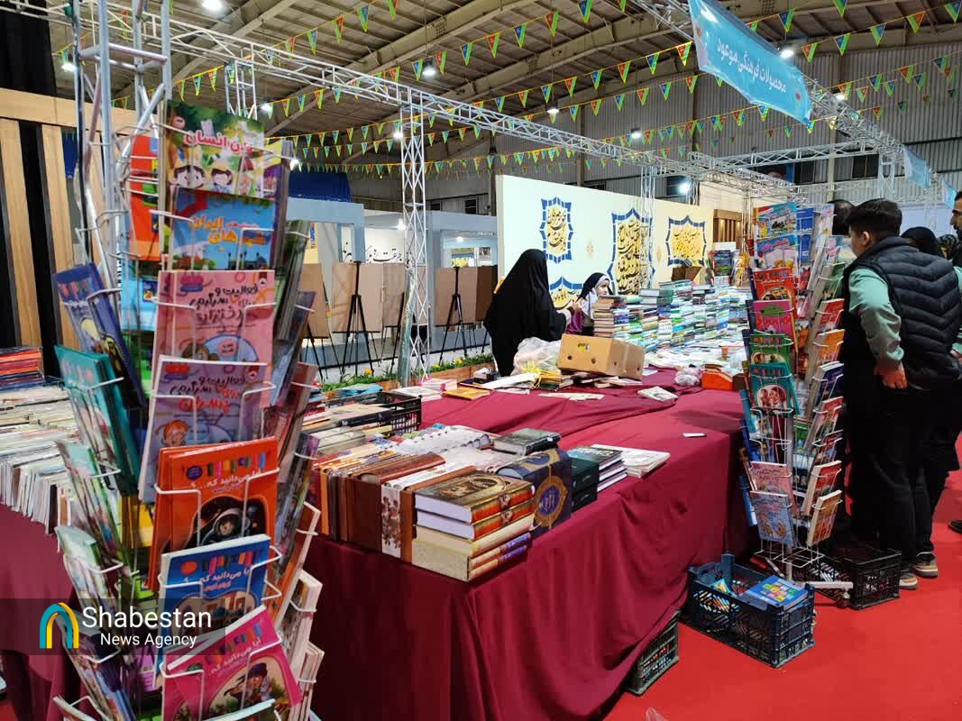 شبهای قرآنی و معنوی نمایشگاه قرآن اصفهان