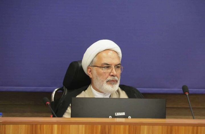 استاد عبایی، دانش، حکمت، تخصص و تواضع را در هم آمیخته بود