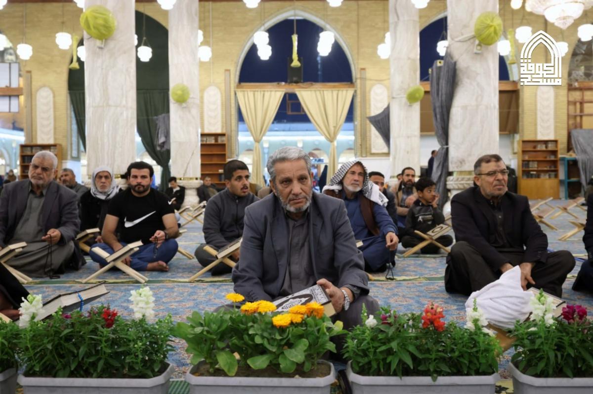 مراسم شب دهم ماه مبارک رمضان در مسجد کوفه