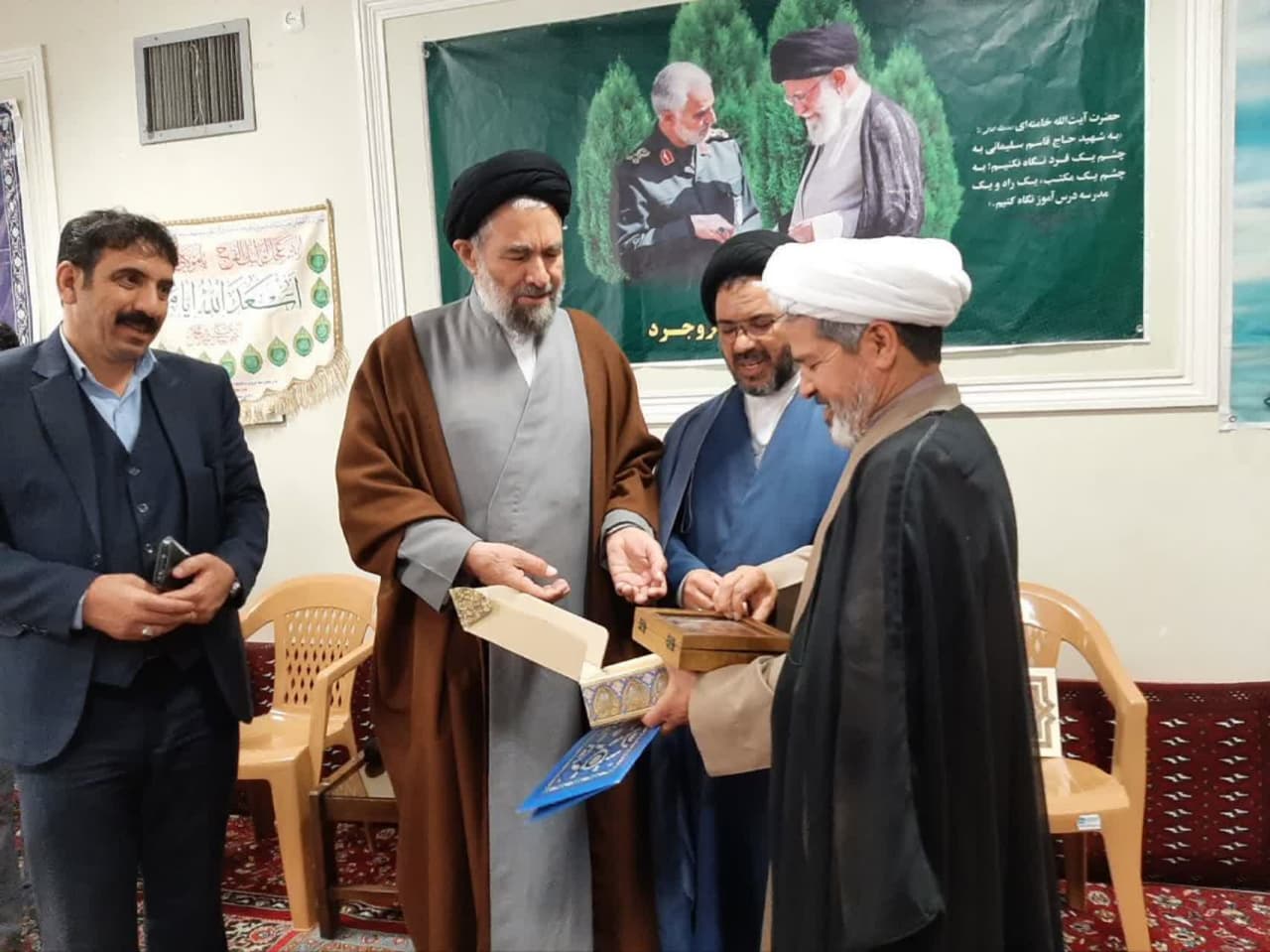 کانون‌های مساجد نقش مهمی در ترویج فرهنگ دینی دارند