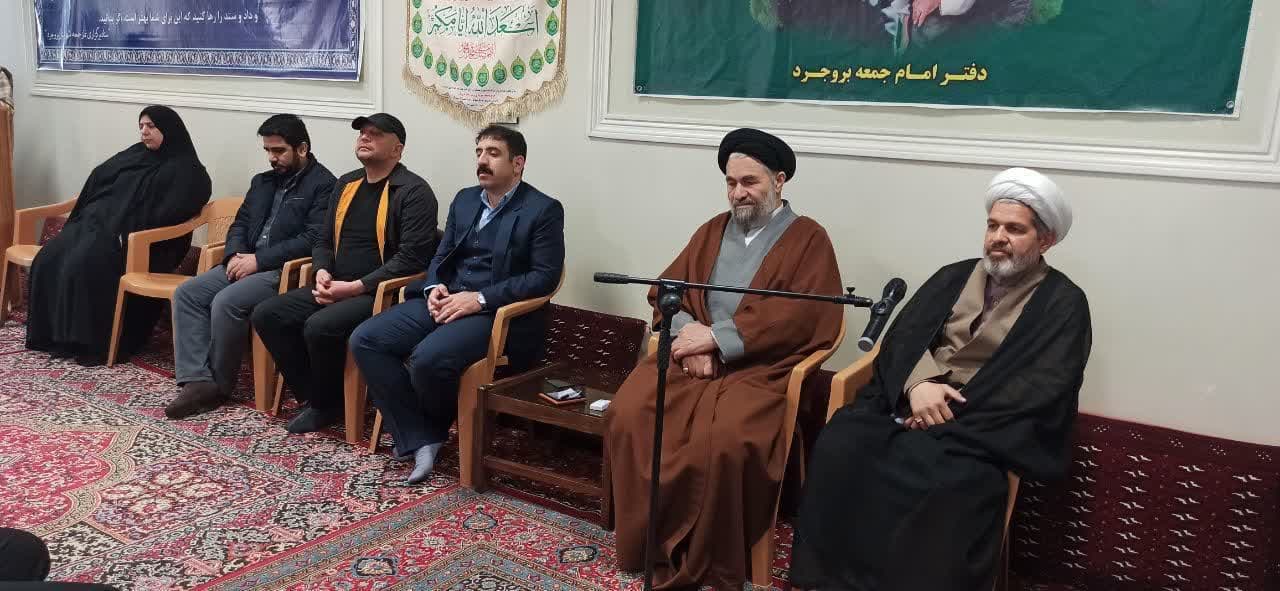 کانون‌های مساجد نقش مهمی در ترویج فرهنگ دینی دارند