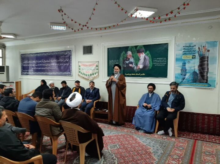 کانون‌های مساجد نقش مهمی در ترویج فرهنگ دینی دارند