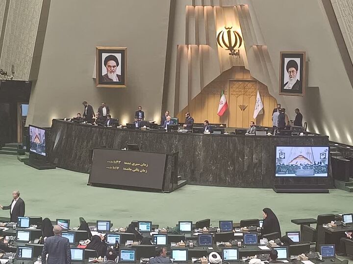 خود را متعهد به تقویت انسجام بین سطوح پایین‌تر مجلس و دولت می‌دانیم