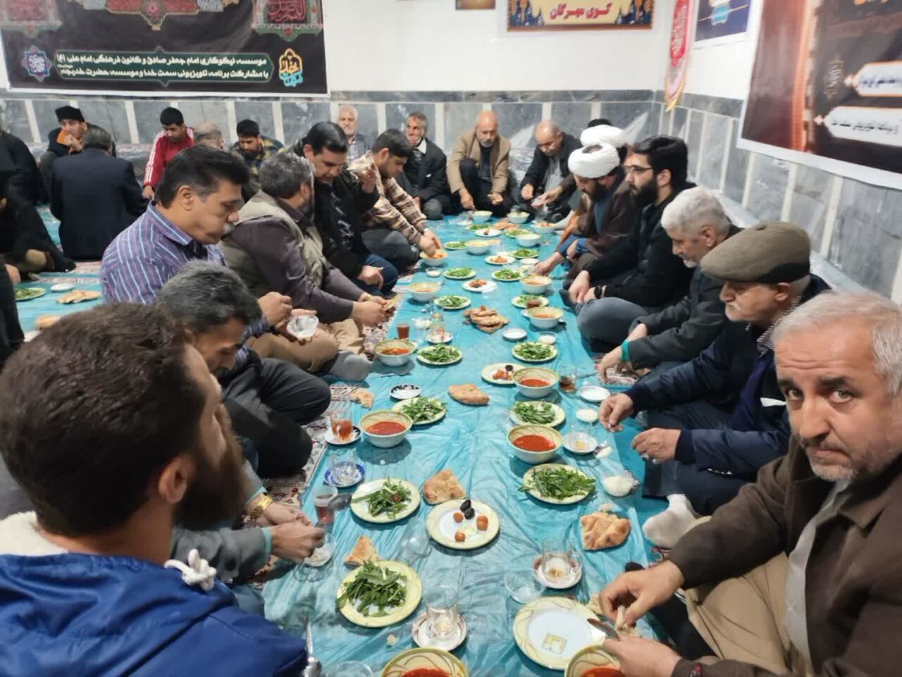 خادمی مسجد موجب برکت و سعادت زندگی است