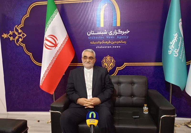 حضور نمایندگان ادوار مجلس در غرفه خبرگزاری شبستان