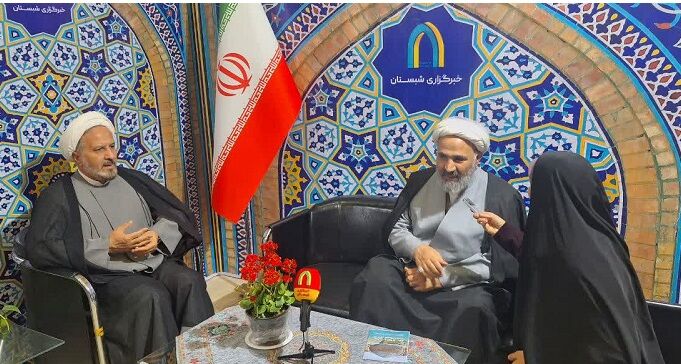 حضور نمایندگان ادوار مجلس در غرفه خبرگزاری شبستان