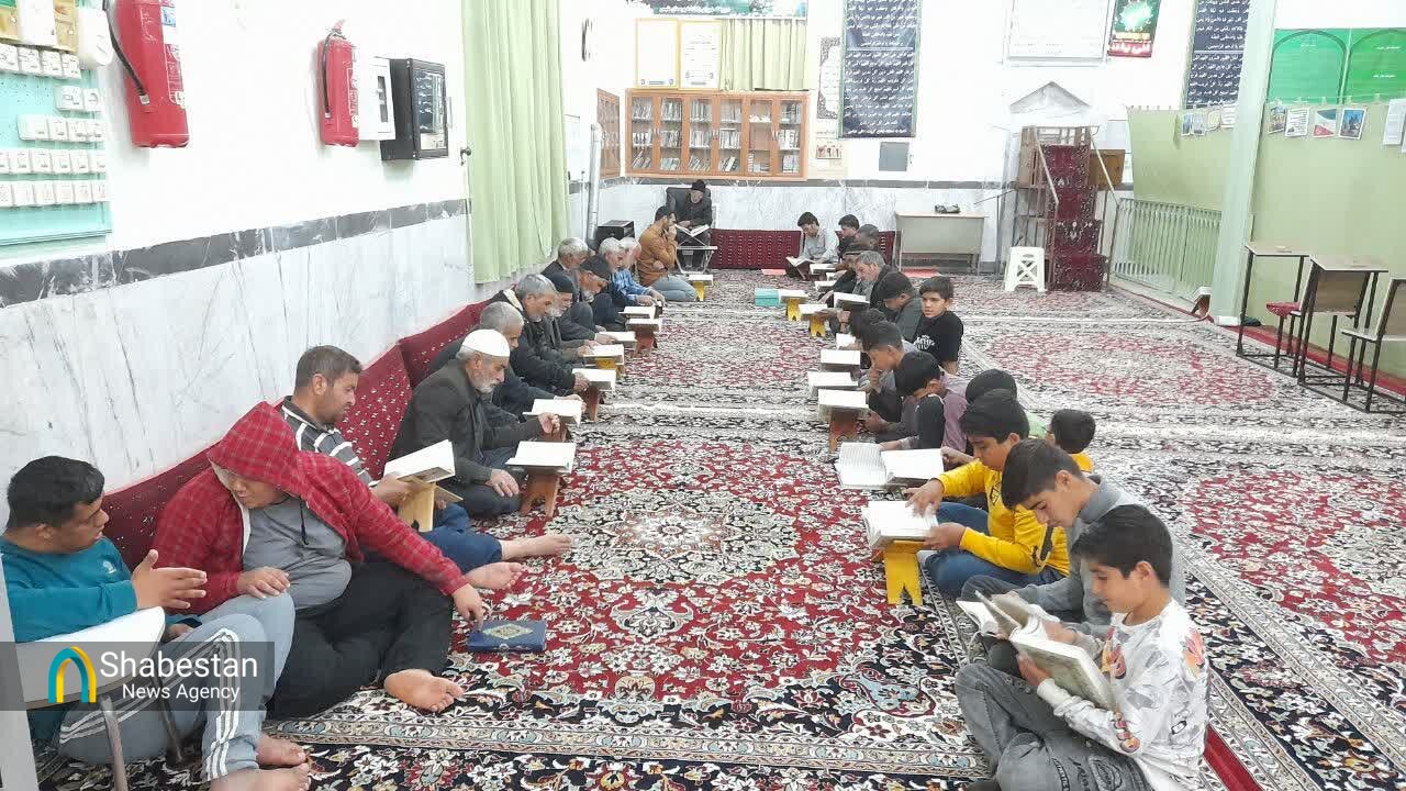 «کریت» قطب پرورش حافظان قرآن در نگین کویر ایران