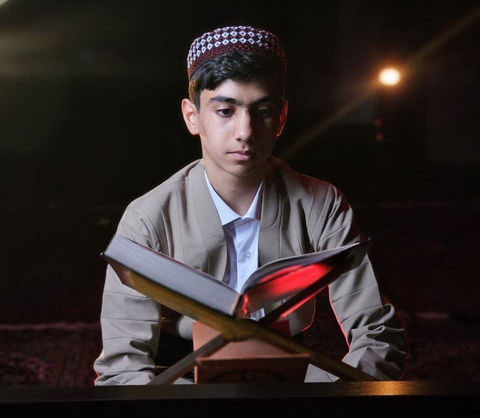 جشن نور در قلب کردستان؛ تجلیل از ۴ حافظ نوجوان قرآن کریم