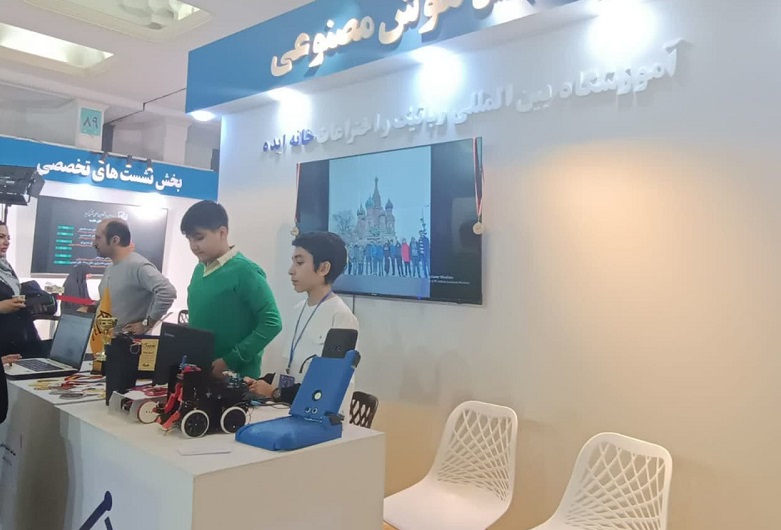 هوش مصنوعی در خدمت قرآن/طراحی «قاری هوشمند» توسط نوجوان ۱۳ ساله