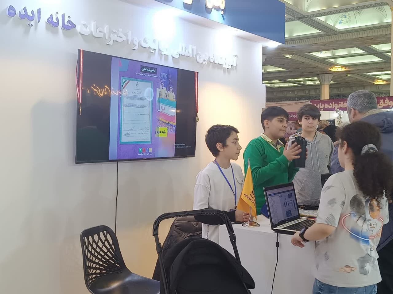 هوش مصنوعی در خدمت قرآن/طراحی «قاری هوشمند» توسط نوجوان ۱۳ ساله