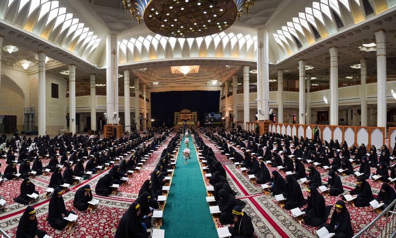 روایت عشق از زبان وحی؛ شاهچراغ(ع) میزبان تلاوتهای رمضانی