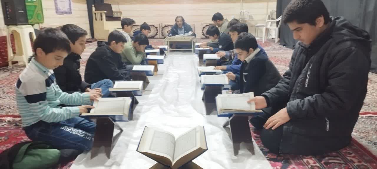 محافل قرآنی، ابزاری کارآمد در مقابله با جنگ نرم