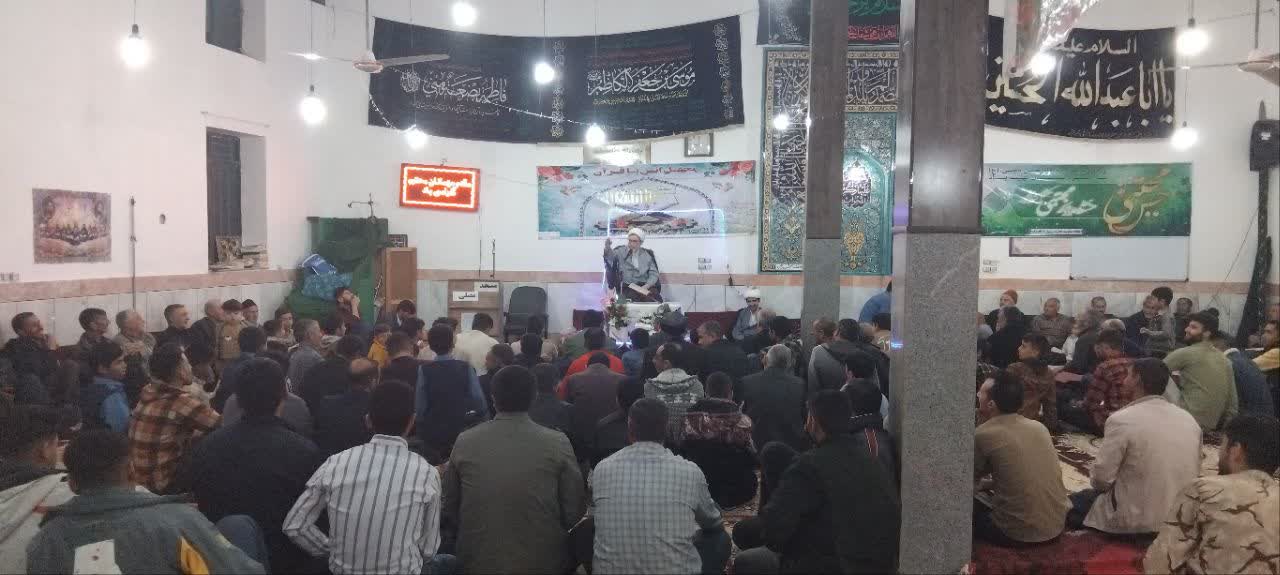 برگزاری محفل انس با قرآن درکانون فرهنگی هنری شقایق