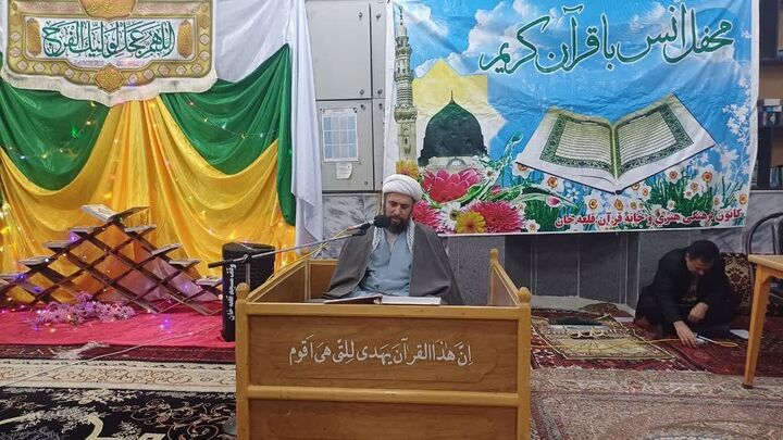 محفل انس با قرآن کریم در سملقان برگزار شد