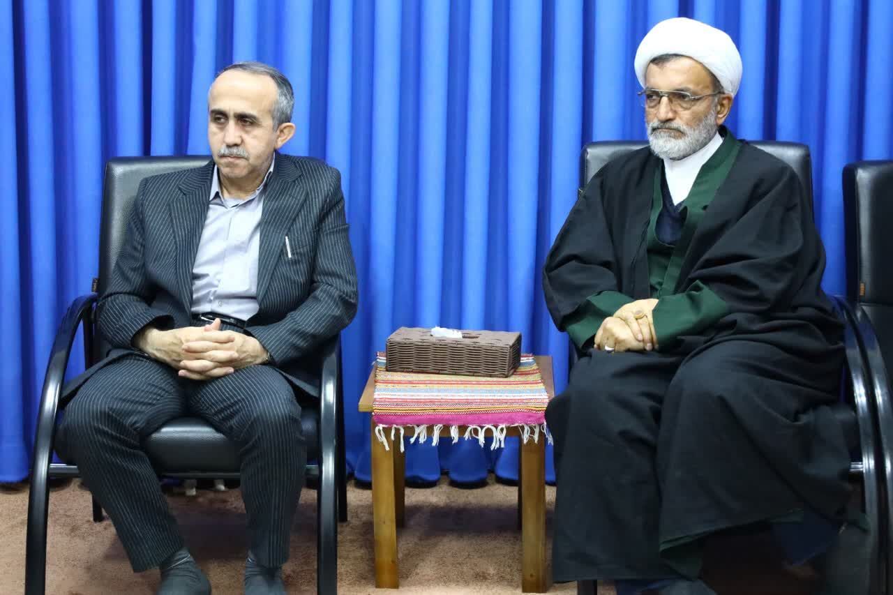 ارتقاء سطح علمی، فناوری و تربیتی کشور در گرو تقویت آموزشی دانشگاه است 