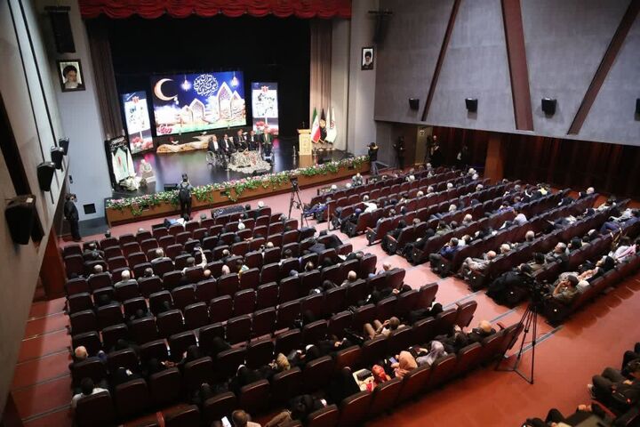 دهمین «شب خاطره» با حضور پیشکسوتان قرآنی دفاع مقدس