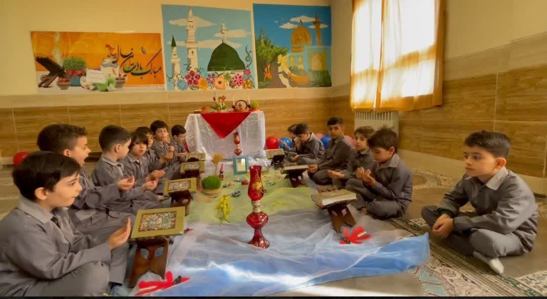 جشن نوروز قرآنی نو آموزان در آستانه اشرفیه