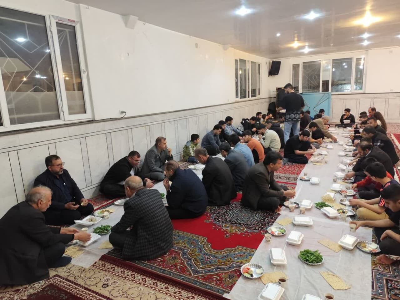 ۳۰ شب ماه رمضان به مردم ۳۰ محله محروم خدمت رسانی میشود