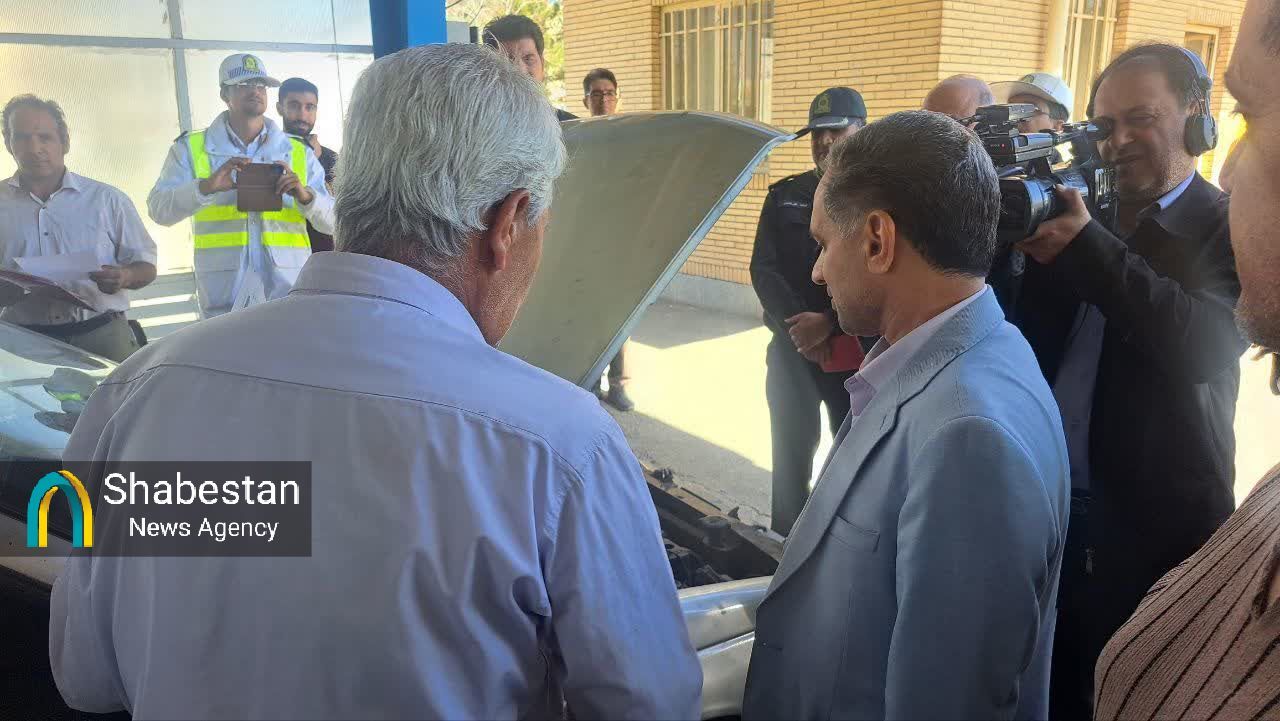 ورود بازرس کل قضائی استان کرمان به حل مشکل معطلی مردم در مراکز تعویض پلاک